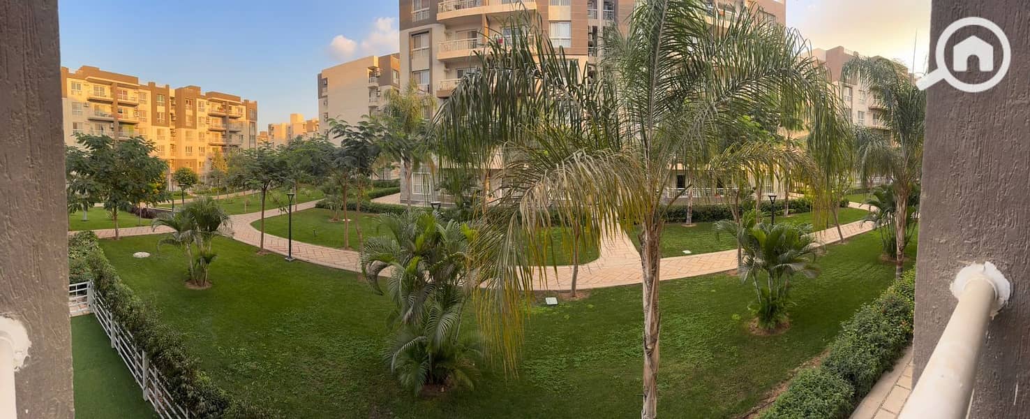 27 f2ddb9a2-d6c2-4583-9333-372d6a20d952. jpg