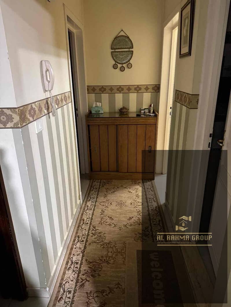 3 46152a8e-affb-441a-b934-aa854520b11a. jpg