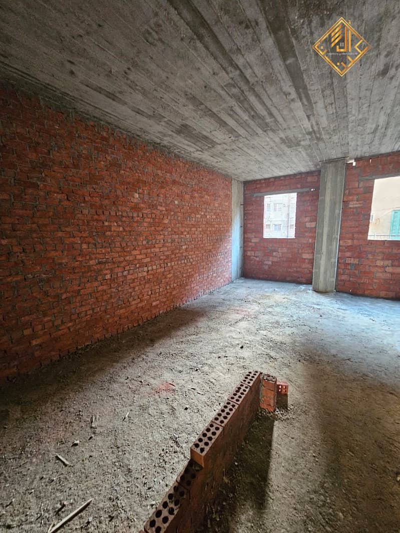 8 WhatsApp Image 2025-10-26 at 14.34. 48 (1). jpeg