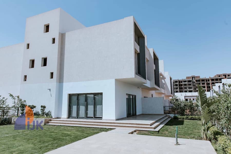 8 cdf9b8e4-394c-4159-8a04-b82b75393019. jpeg