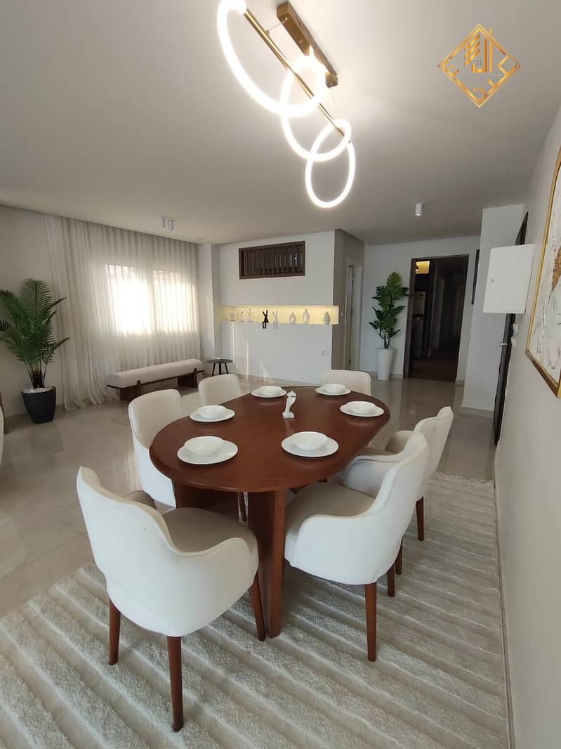 4 WhatsApp Image 2025-09-08 at 20.31. 35 (5). jpeg