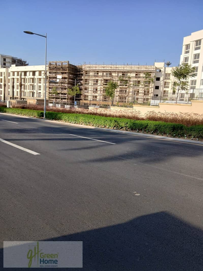 8 9c9dba5d-f9d1-4a94-aca9-472696c3b8c1. jpg