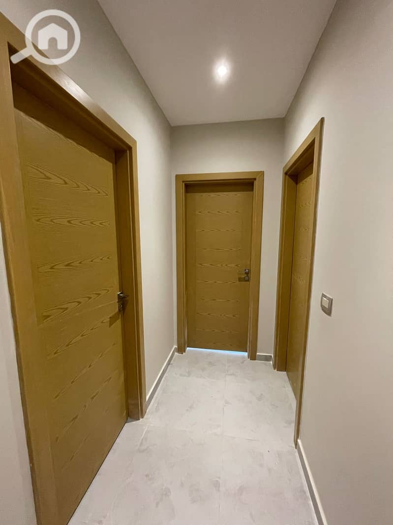 7 WhatsApp Image 2026-01-10 at 12.43. 44 PM (4). jpeg