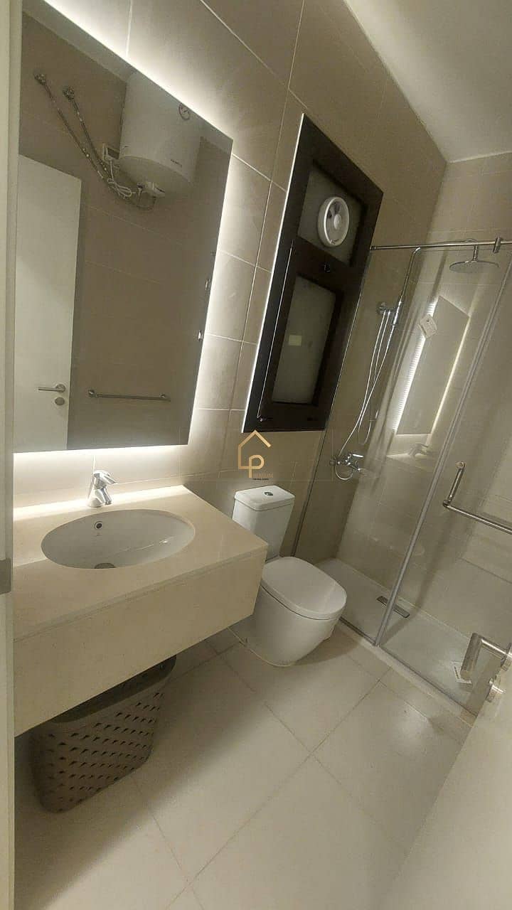 4 WhatsApp Image 2026-01-19 at 12.18. 55 PM (1). jpeg