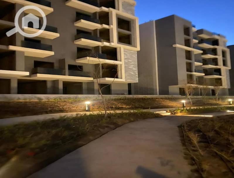 4 728e094b-c581-42a2-9763-6b6032104257. jpg