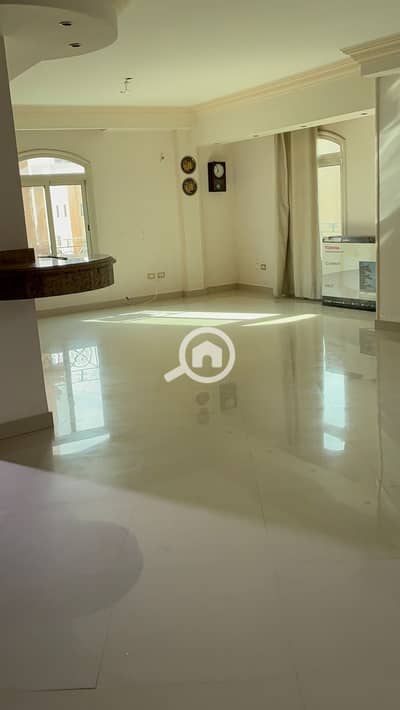 4 Bedroom Flat for Rent in Sheikh Zayed, Giza - 2ed44ab6-1e4d-4662-8d27-d3a6114af7d4. jpg