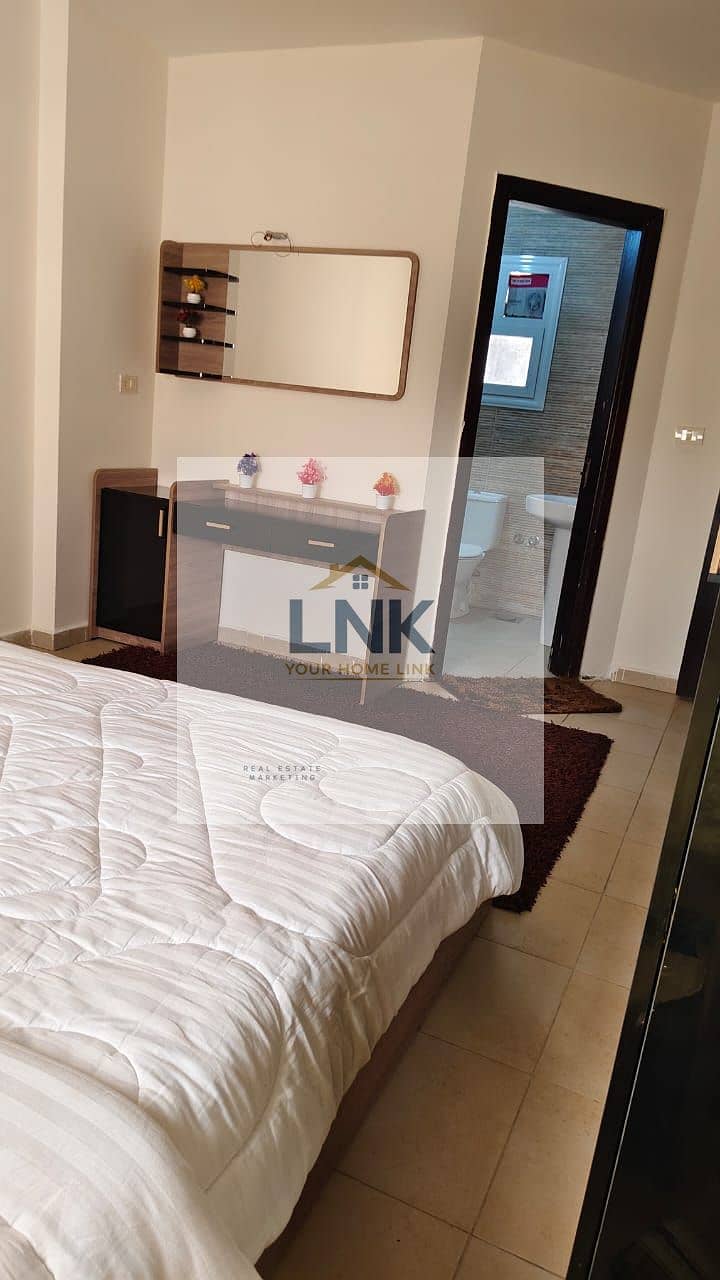 7 bf9c31a6-49ee-4da4-a184-d77e31f26977. jpg