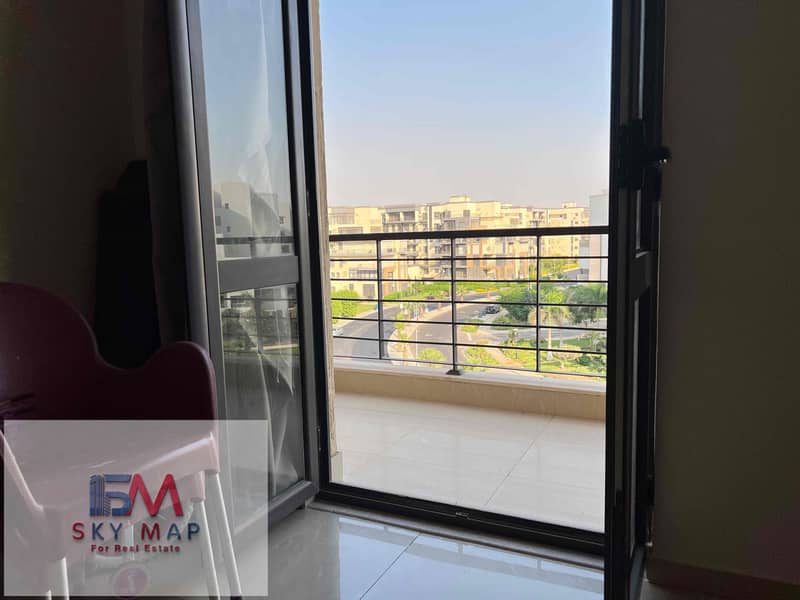 8 b1e93699-6589-4b05-a06f-f180612b8acd. jpg