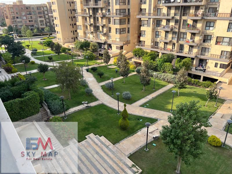 12 ea296bf5-10df-46ca-b7e9-2c9c64c93227. jpg