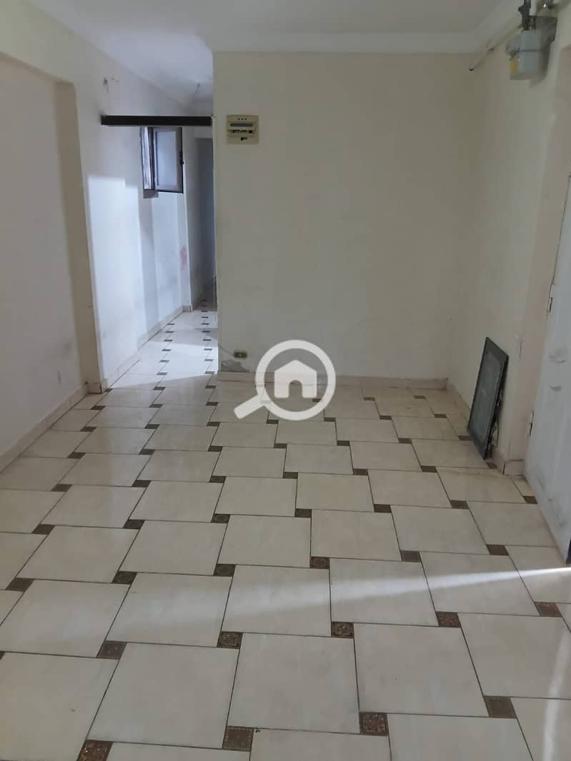 2 3ddd18ae-526c-4404-a2df-4e454e55136f. jpg