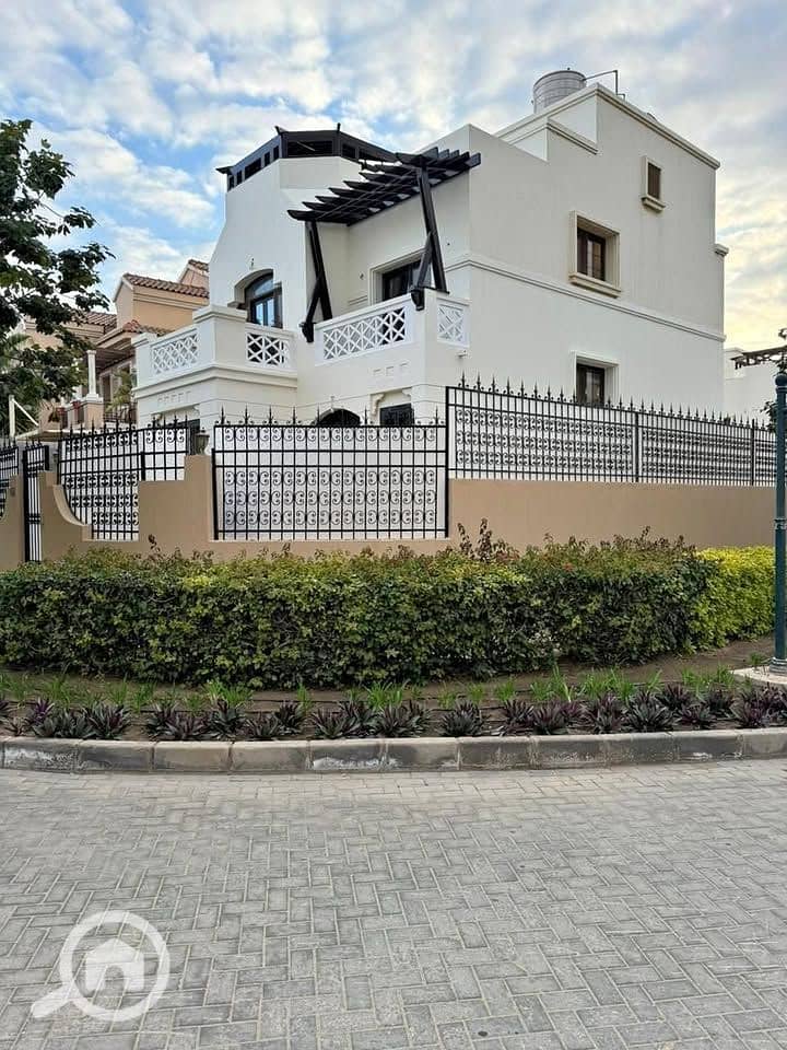 5 571312900_122119145540994911_4910874734046735718_n. jpg