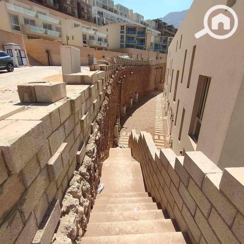 6 6357836e-a366-4161-80f1-f8fbd38a1727. jpg