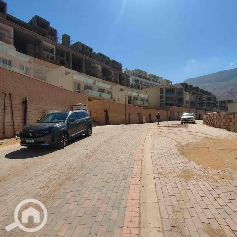 7 54245fba-b971-471c-b659-202952f0e511. jpg