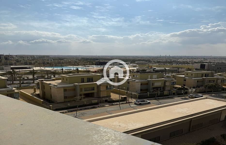 11 f4ff98aa-8d13-4048-b9df-2ce9c0b5b5b5. jpg