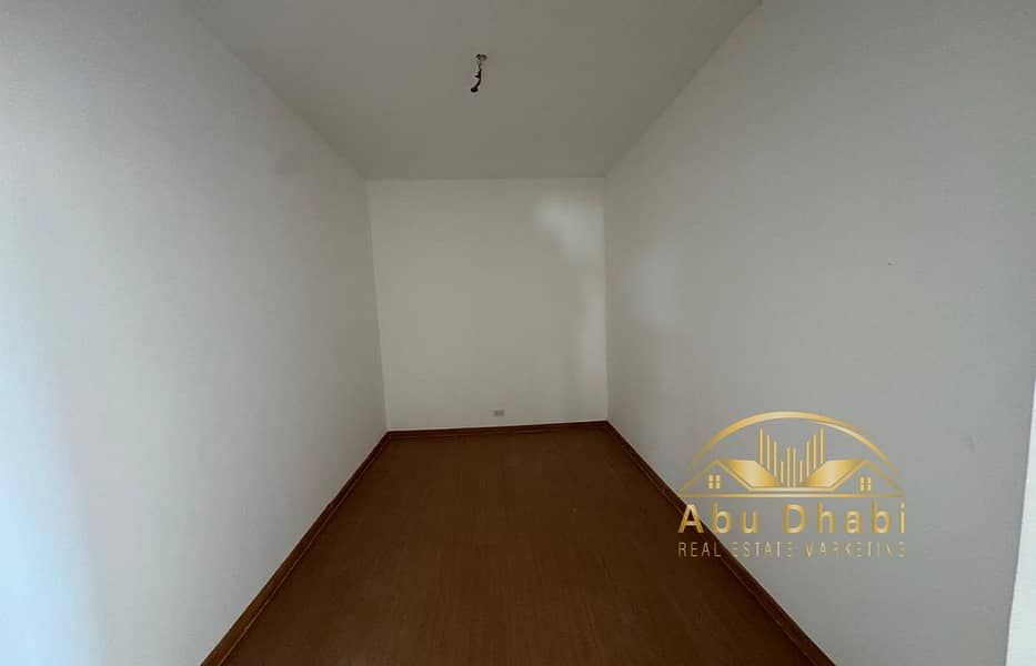 7 ef8532ae-cf2d-49d4-8248-3c5004ad05ad. jpg