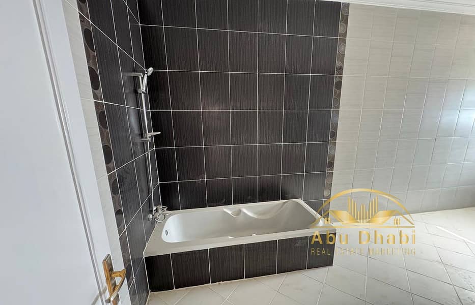 14 c86275b4-85d8-4323-895e-79ec6f20f3d7. jpg