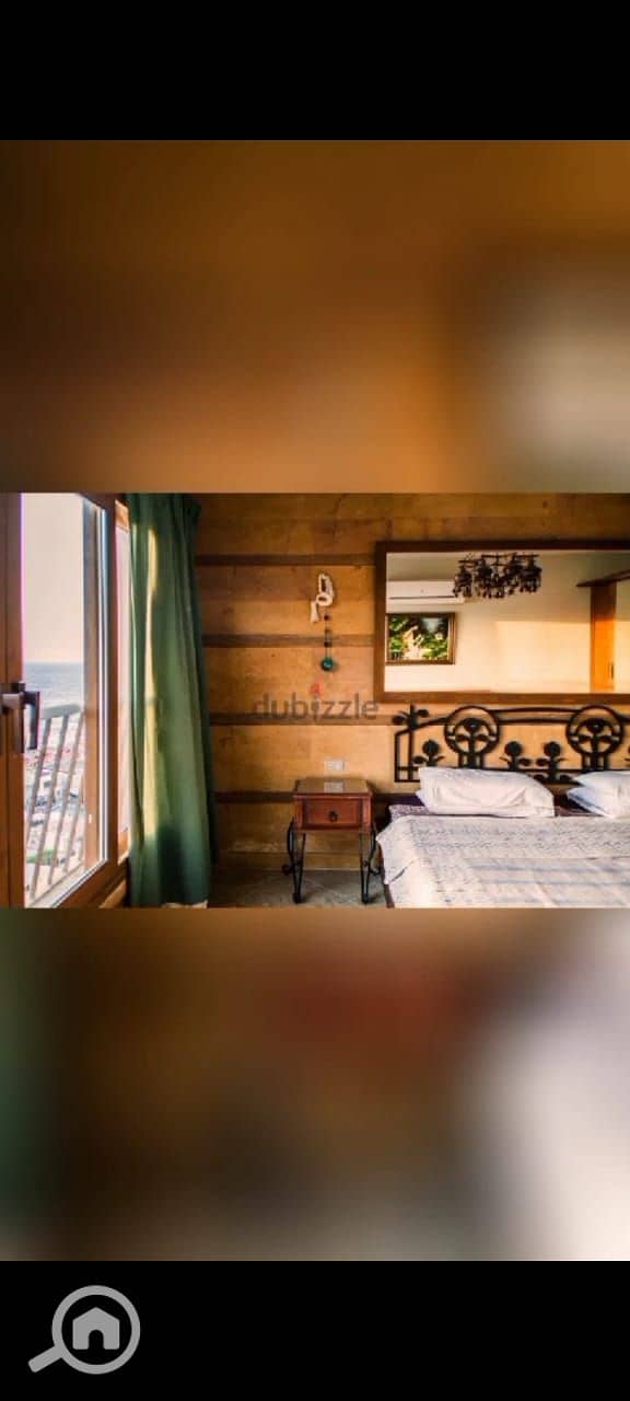 11 a68251f4-83fe-467f-92d1-b6200e2f3600. jpg