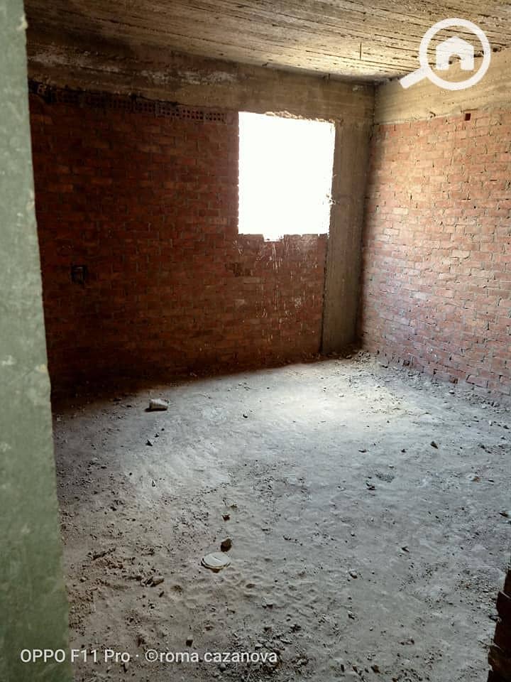 6 -950110170751784433-. jpg