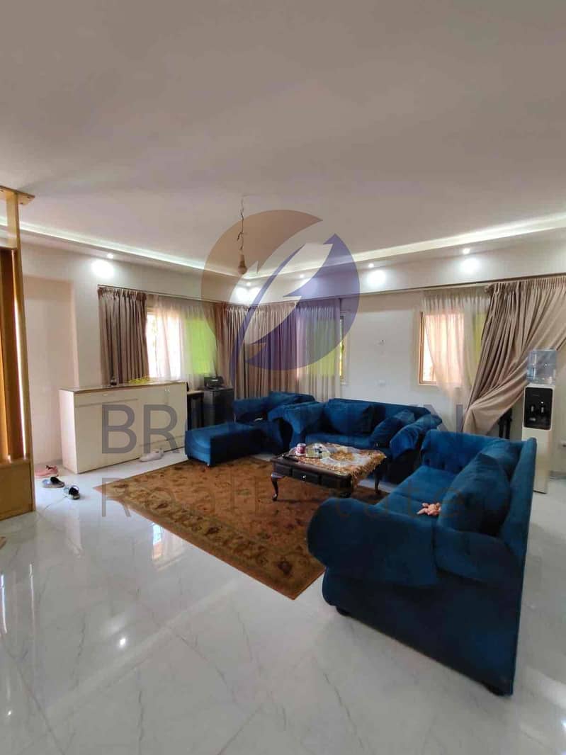 3 7c92d958-13ce-49e1-a93a-043a16ce4082. jpg