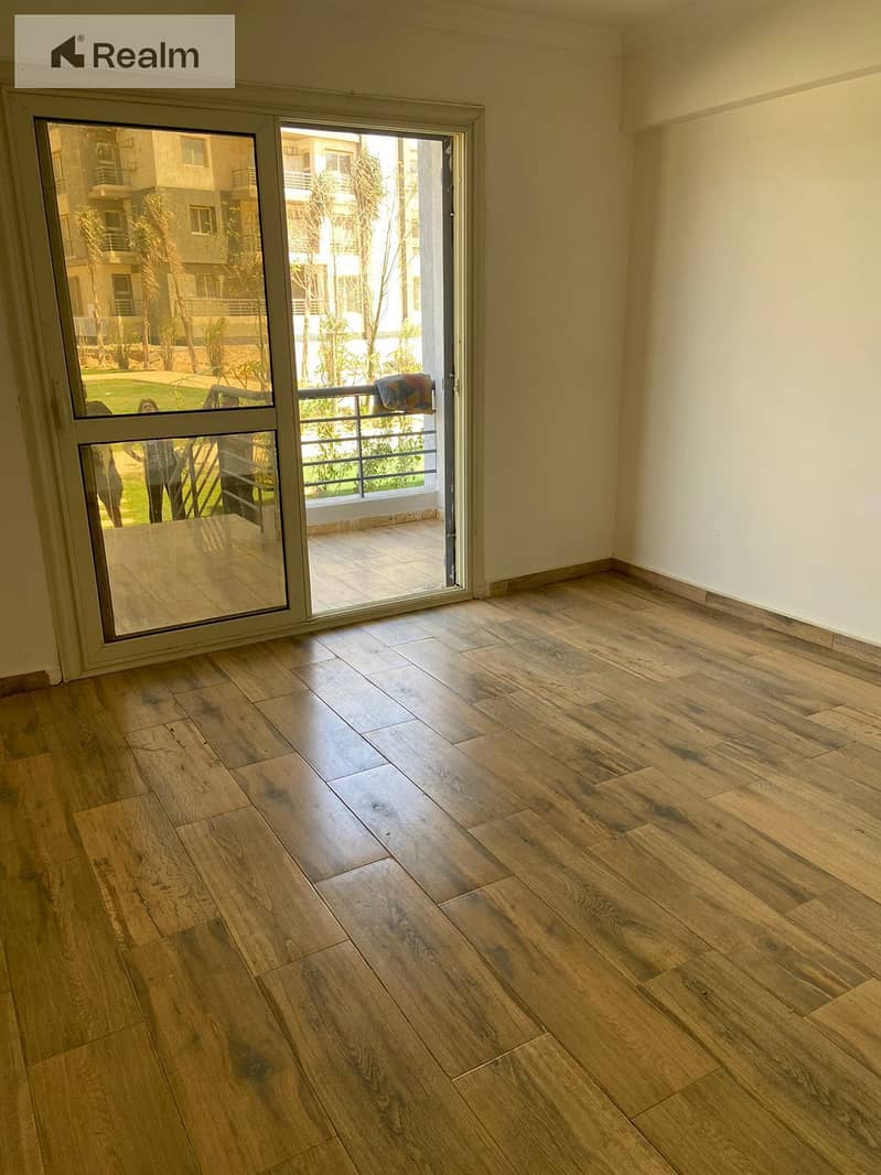 12 272b45e2-ab92-4fb7-ac48-3cdda70602e8. jpg