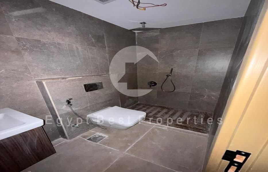 9 5cec0e2c-44f1-48a2-b923-ea4d732ad99a. jpeg