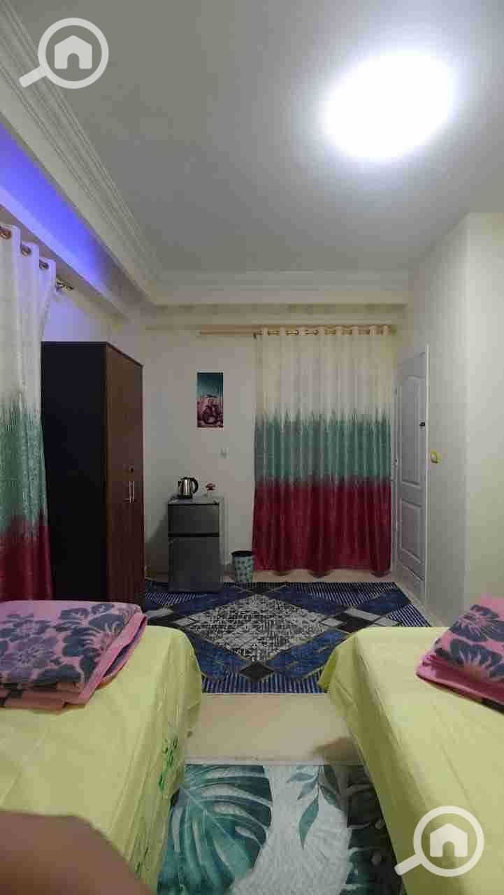 10 ok8eSpicu9b4GGH6So53QyOLoEqHFxjcCzEXjQVK. jpg