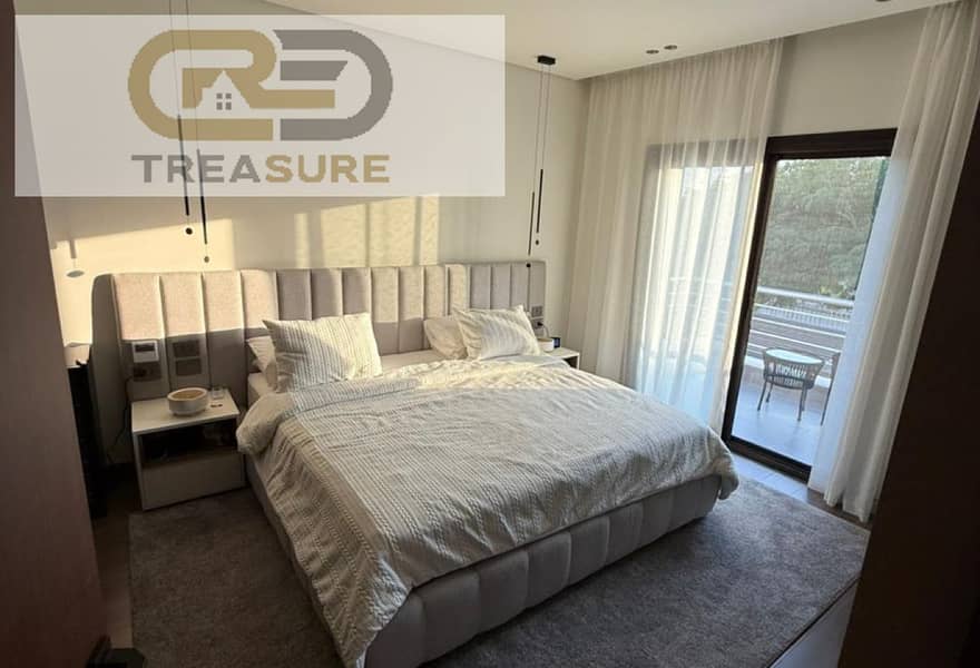 10 7234b62a-78c5-40c4-a74c-3908ac508bde. jpg