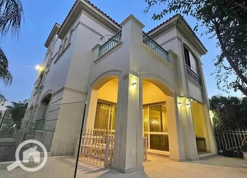 8 FB_IMG_1762660102594. jpg