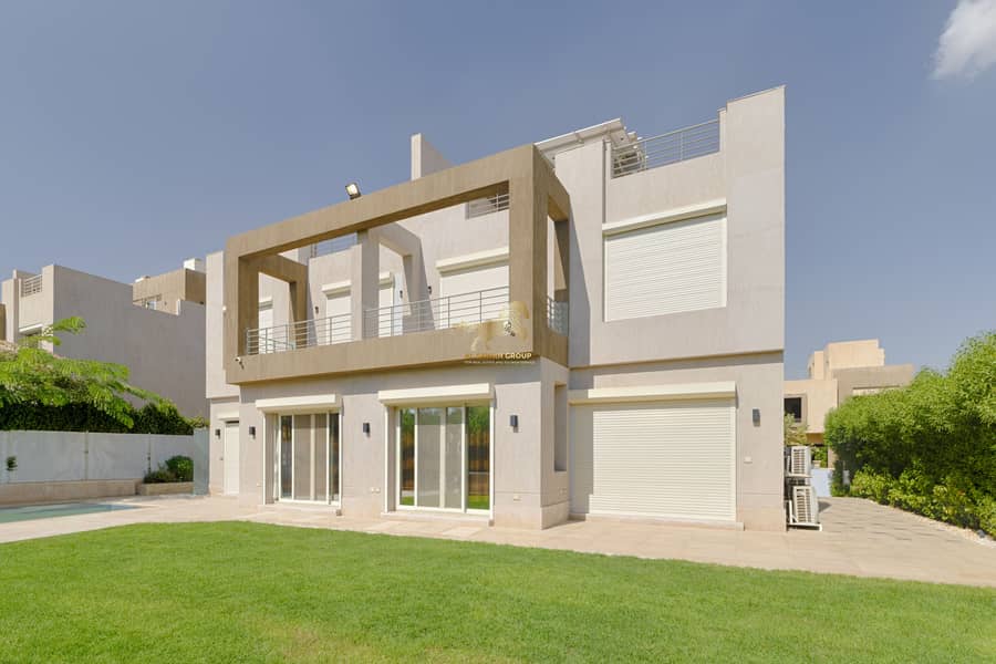 33 IMG_8156_HDR-Edit. jpg