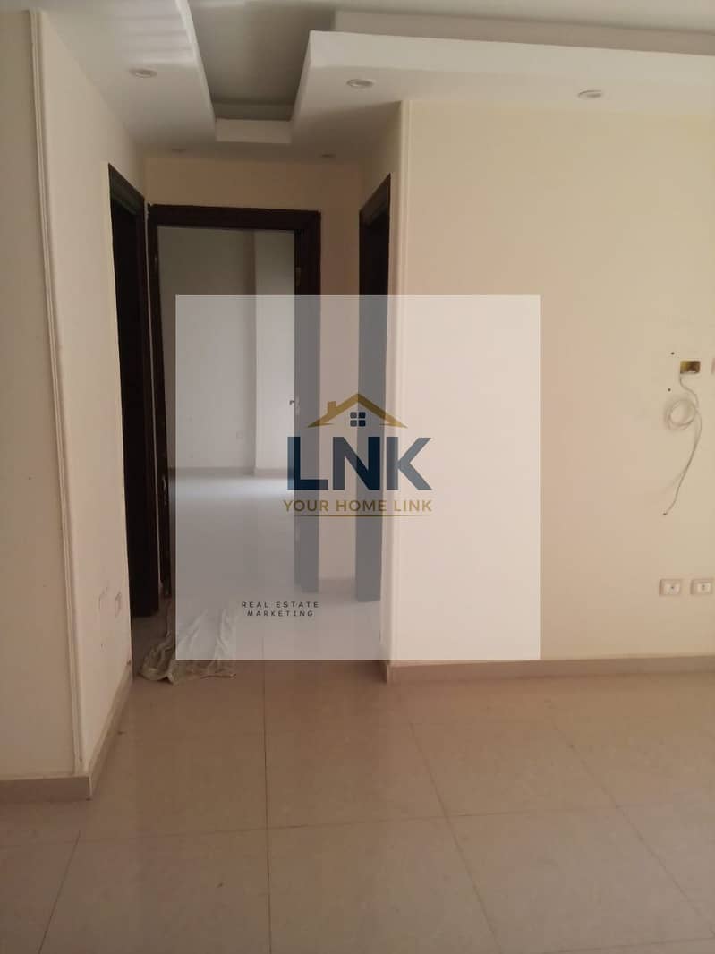 2 3fcaab1a-6da1-48ee-80b2-56e155d4ba31. jpg