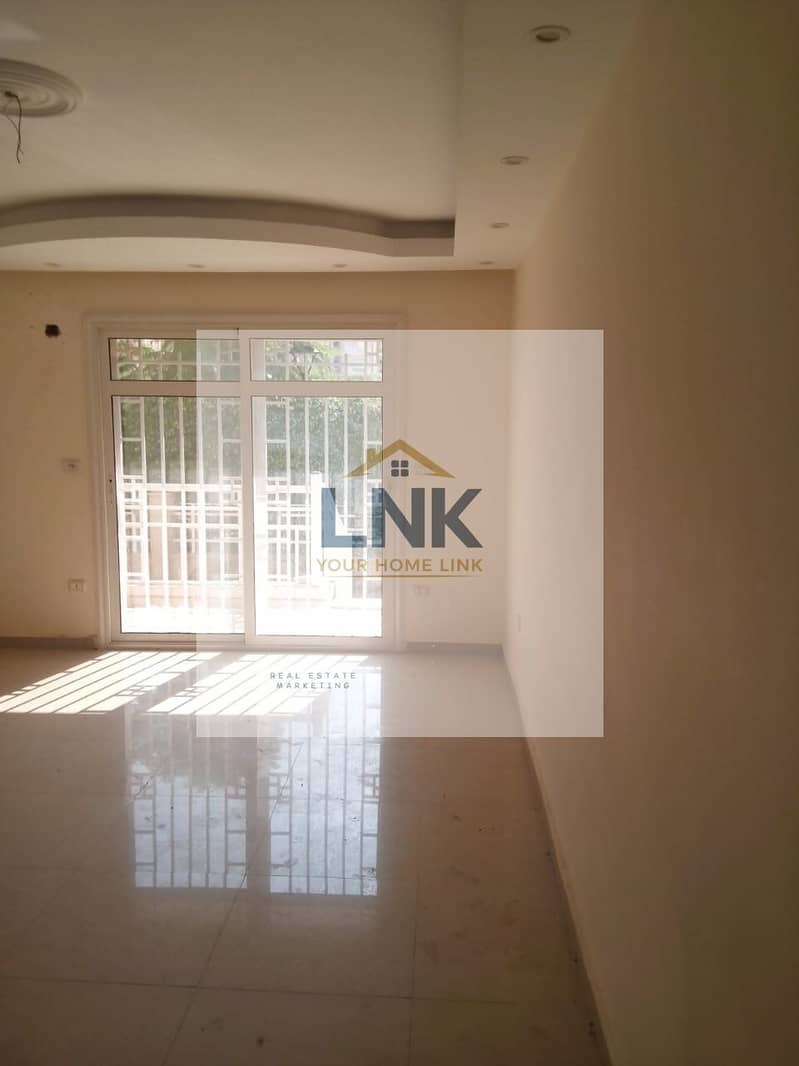 4 20d35791-21fe-494b-b065-34abc2c2fdee. jpg