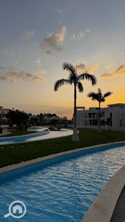 4 Bedroom Townhouse for Sale in Sheikh Zayed, Giza - d0c7c252-e8b3-4d16-b4ad-466ddc7c138f. jpeg