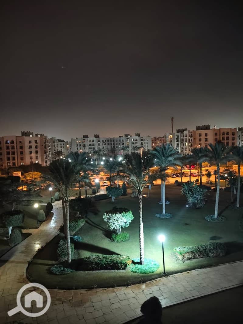 2 e48f32fa-59eb-433f-ad27-49933f3b3b88. jpeg