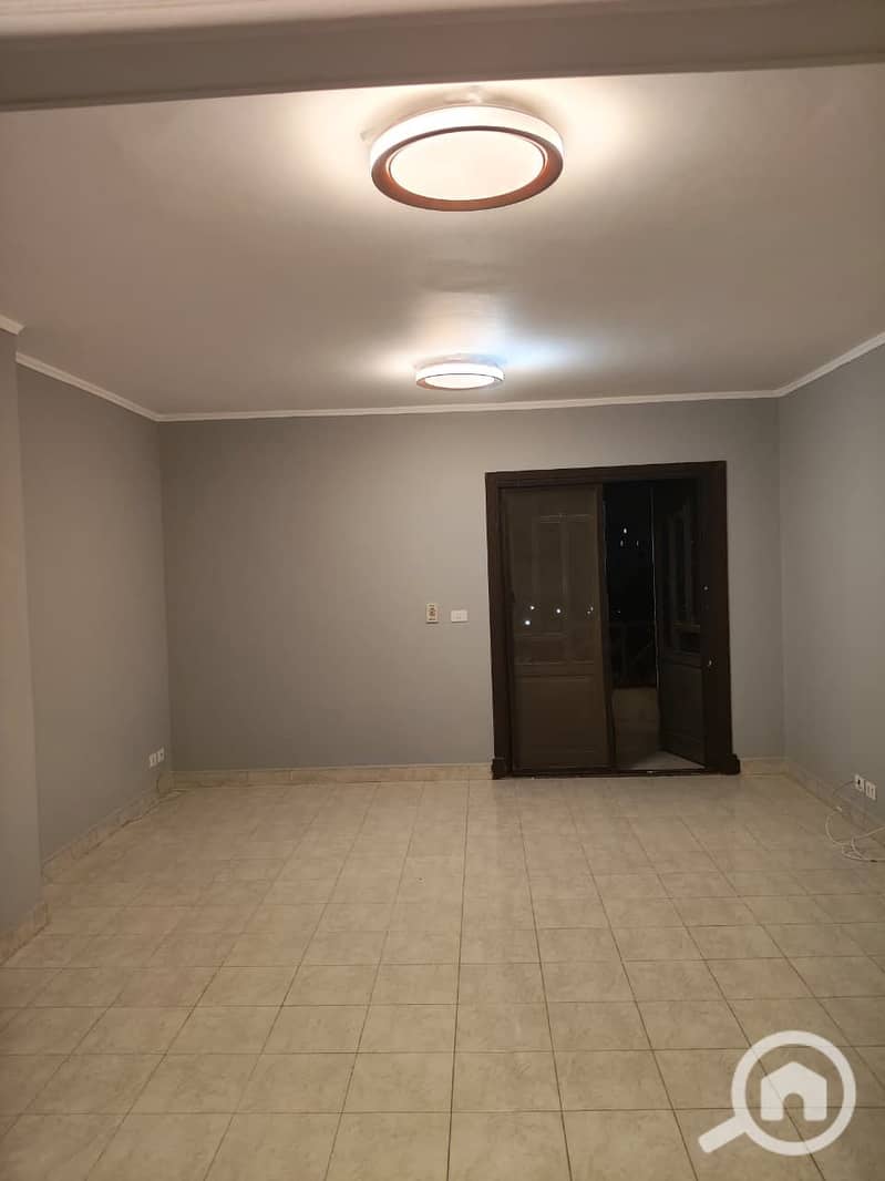 3 aac758b5-eb7b-49e9-a26c-d1ed172b61c1. jpeg