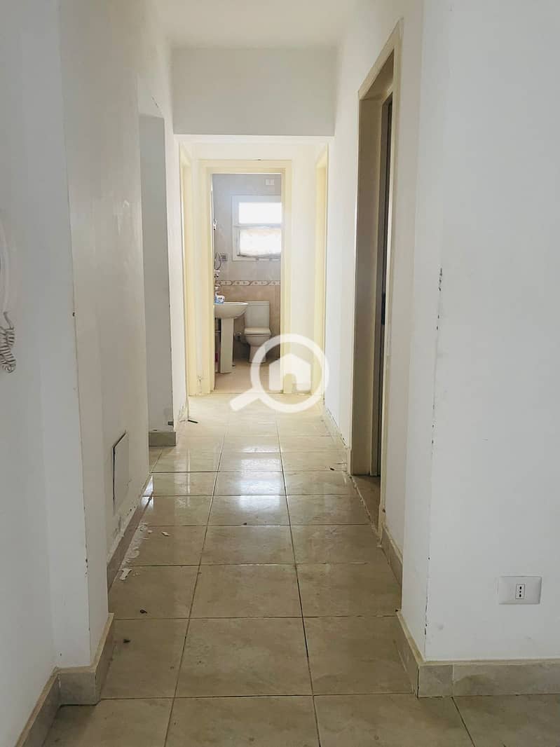 8 3f8eeafd-de13-4a3e-bed6-a1cad071d723. jpeg