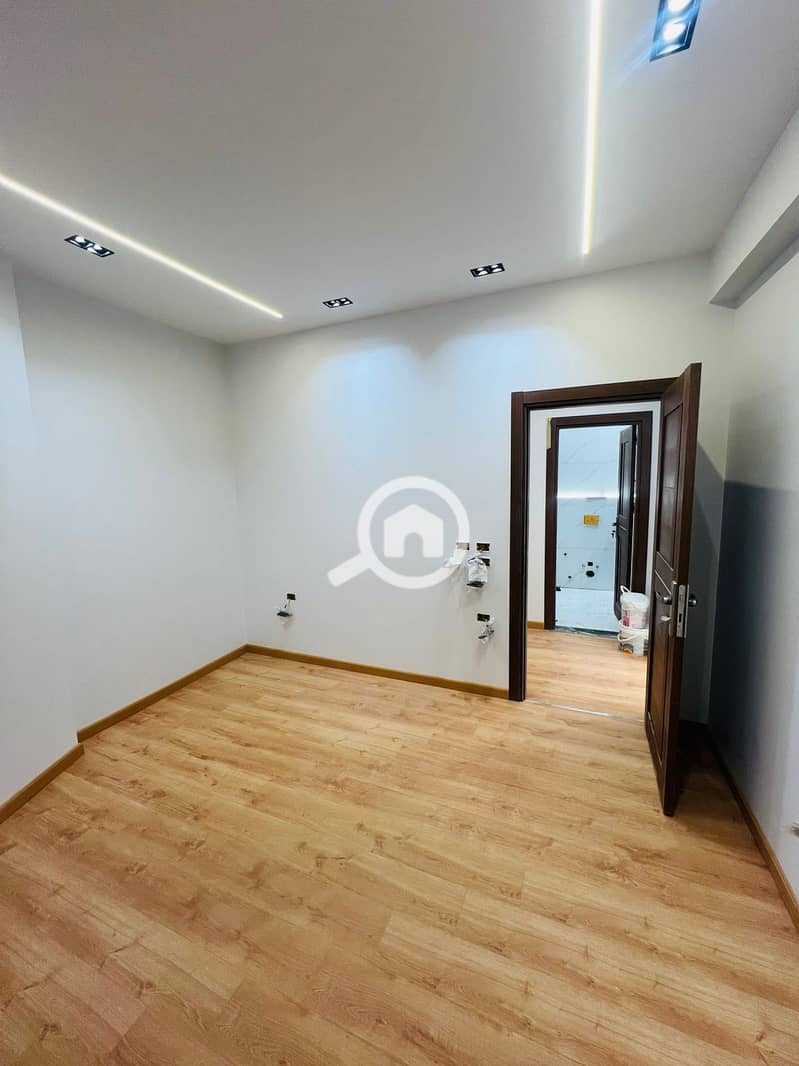 8 WhatsApp Image 2026-01-15 at 12.38. 17 AM (1). jpeg