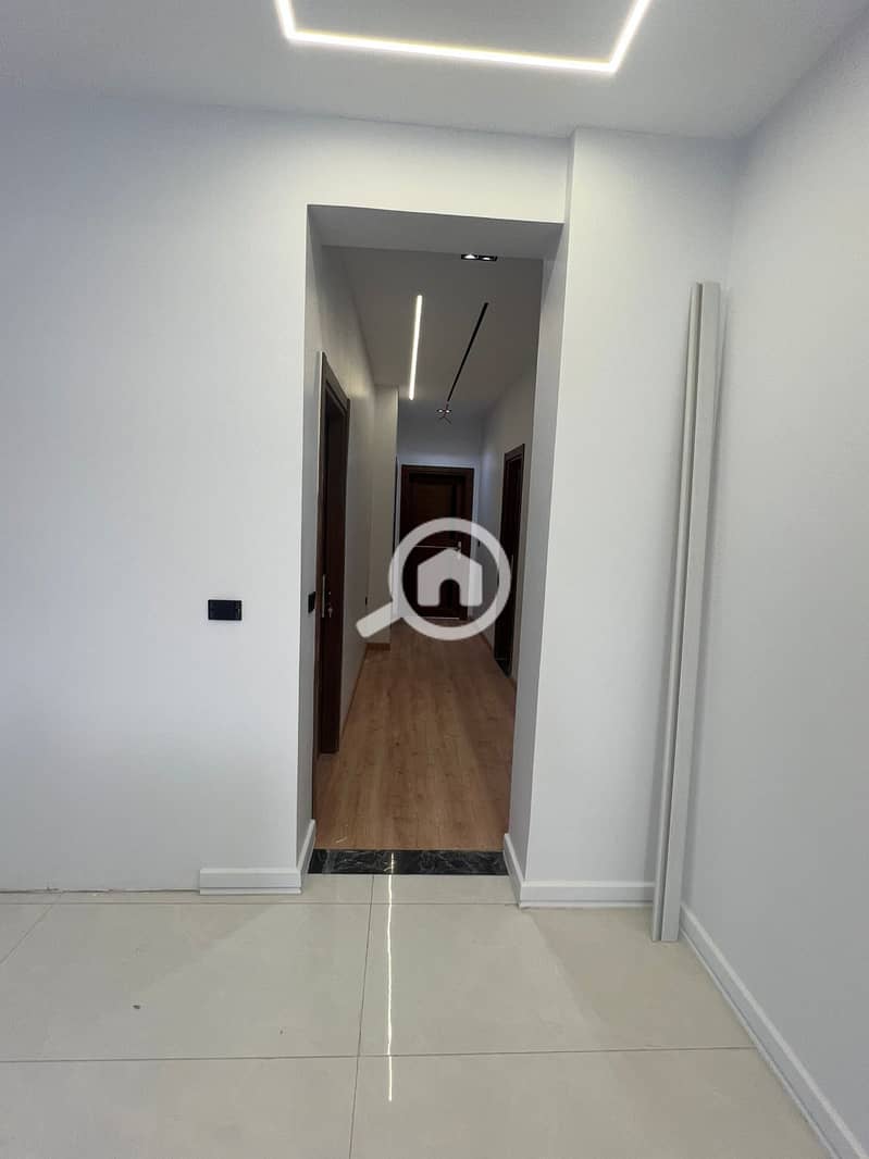 21 WhatsApp Image 2026-01-15 at 12.38. 09 AM. jpeg