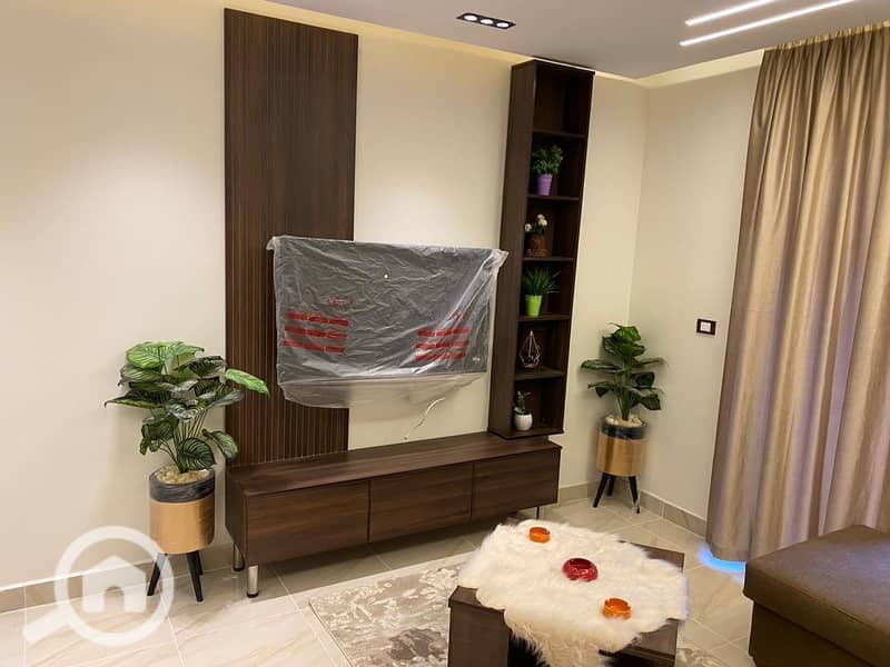 4 5aa6de5e-9264-4d30-ada3-7176c1c78620. jpg