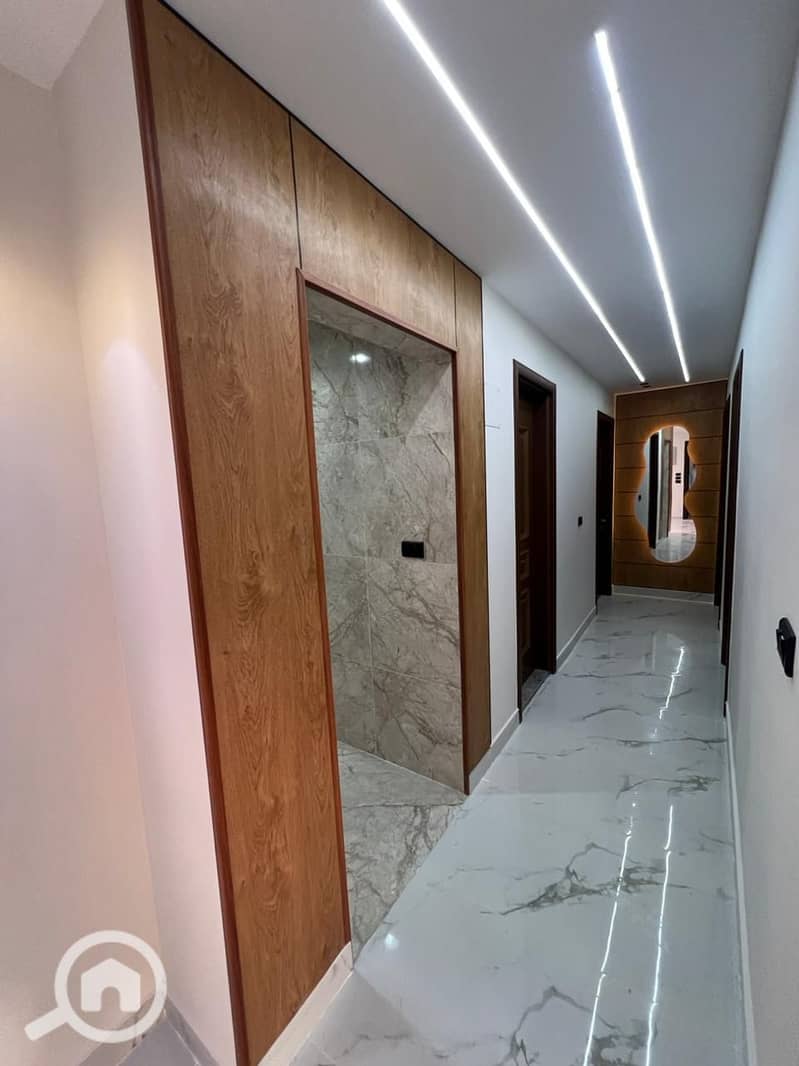 2 ab5b30c5-bfc3-4be6-9ed8-0c2109d47aac. jpg