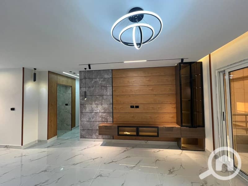 13 1d36672b-737b-4435-ae40-f7414d0af010. jpg