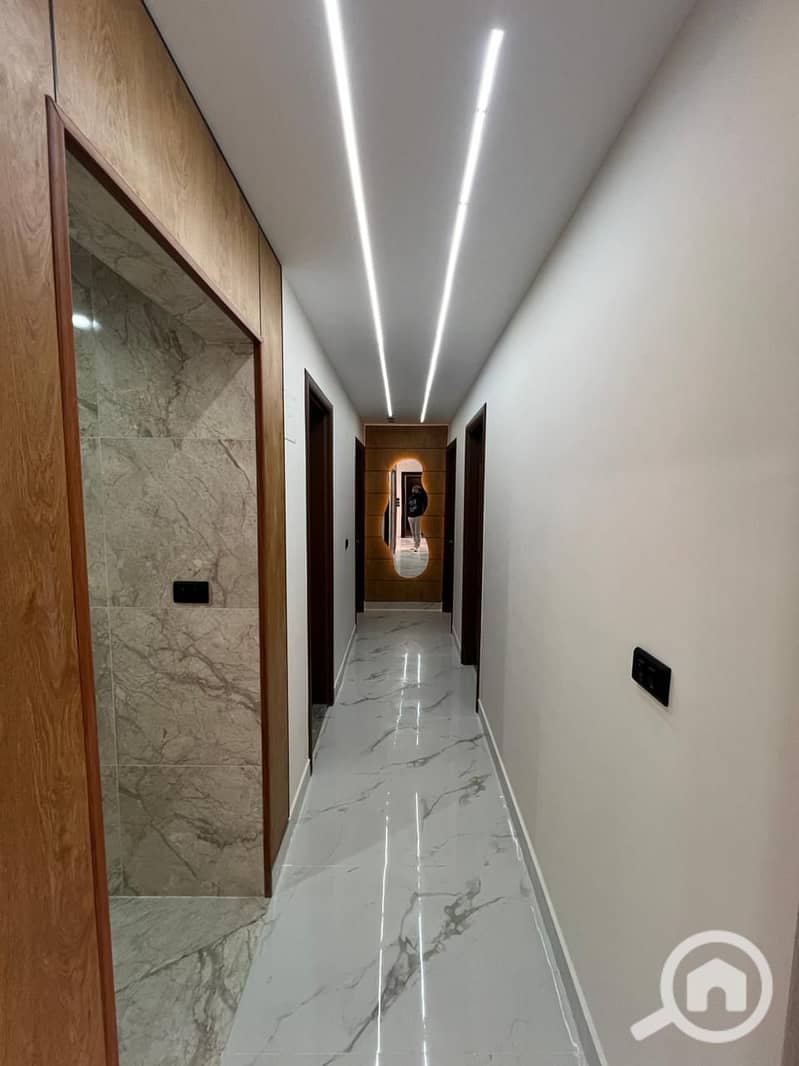 18 474d5361-e7ce-47eb-9a69-0c5caf141493. jpg