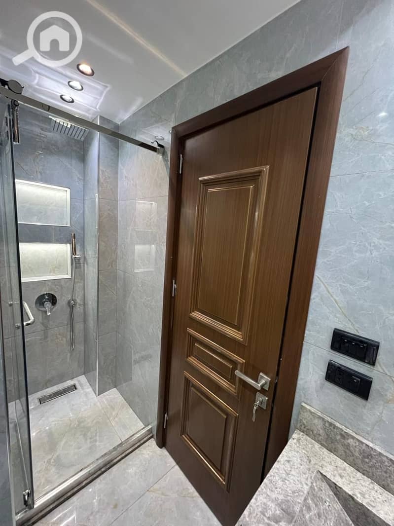 21 78997528-e712-4ea3-b9af-076dd4952076. jpg