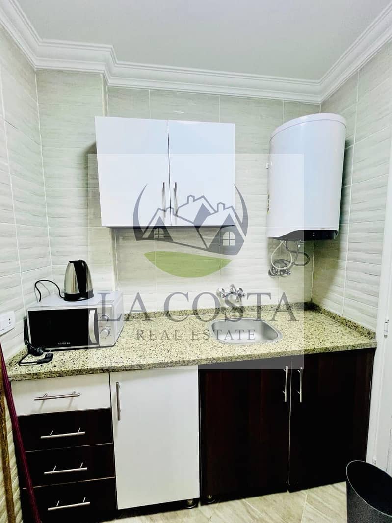 2 24dacb36-e652-4499-9944-8ff4a27b9f79. jpg