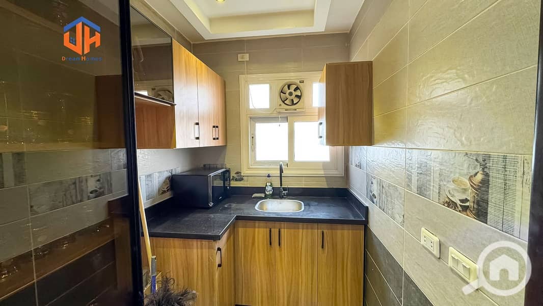 5 9b8d2ba0-d5e7-4d37-ab29-dd2b233225d3. jpeg