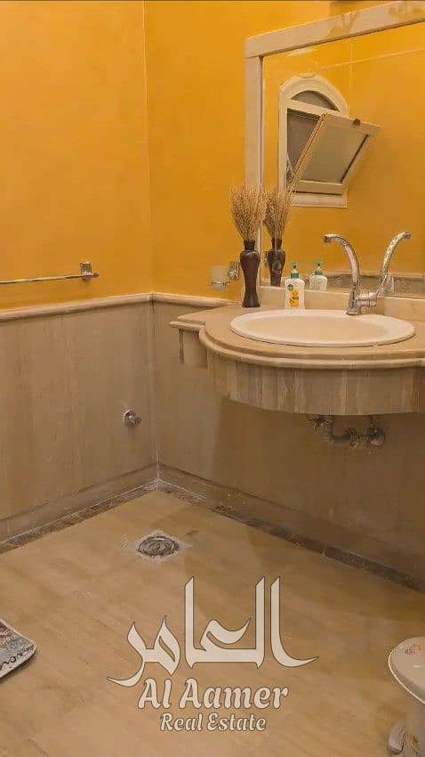 11 2. mp4_snapshot_05.00. 771. jpg