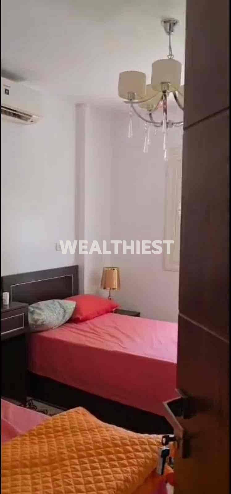 10 b83a051c-8734-4843-a90b-dfbfba44a55f. jpg