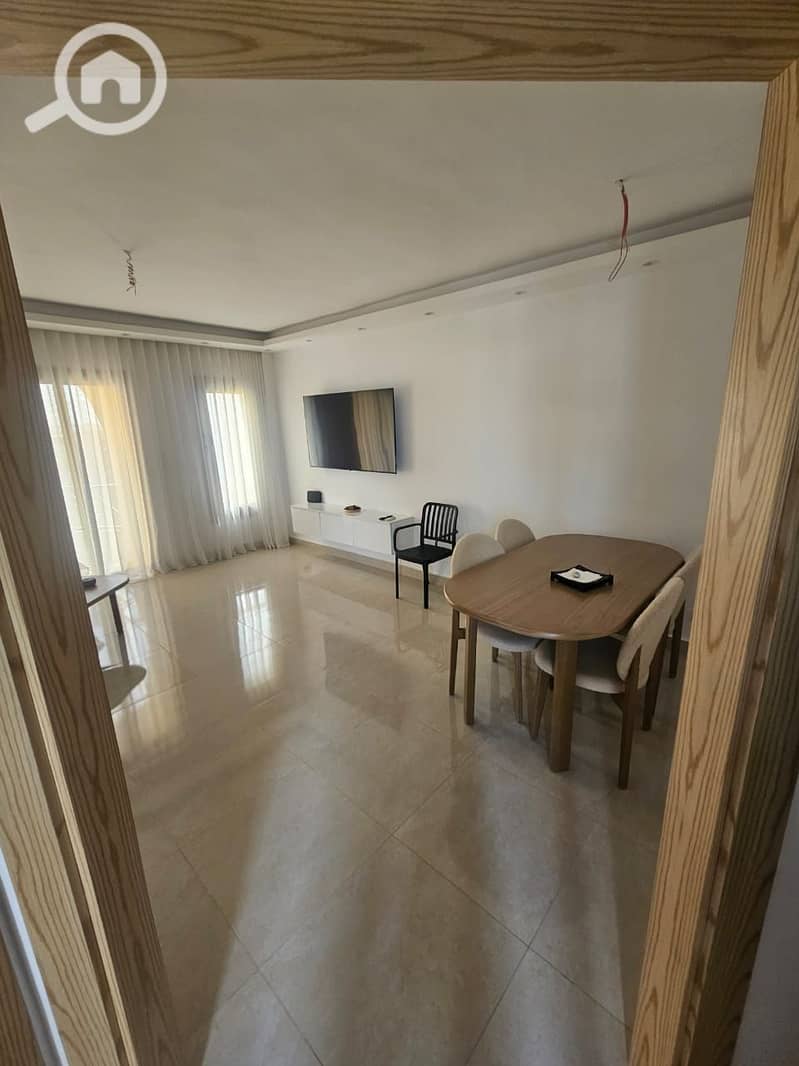 4 a304cee4-6e52-4c8a-aae9-661e98c5cbec. jpeg