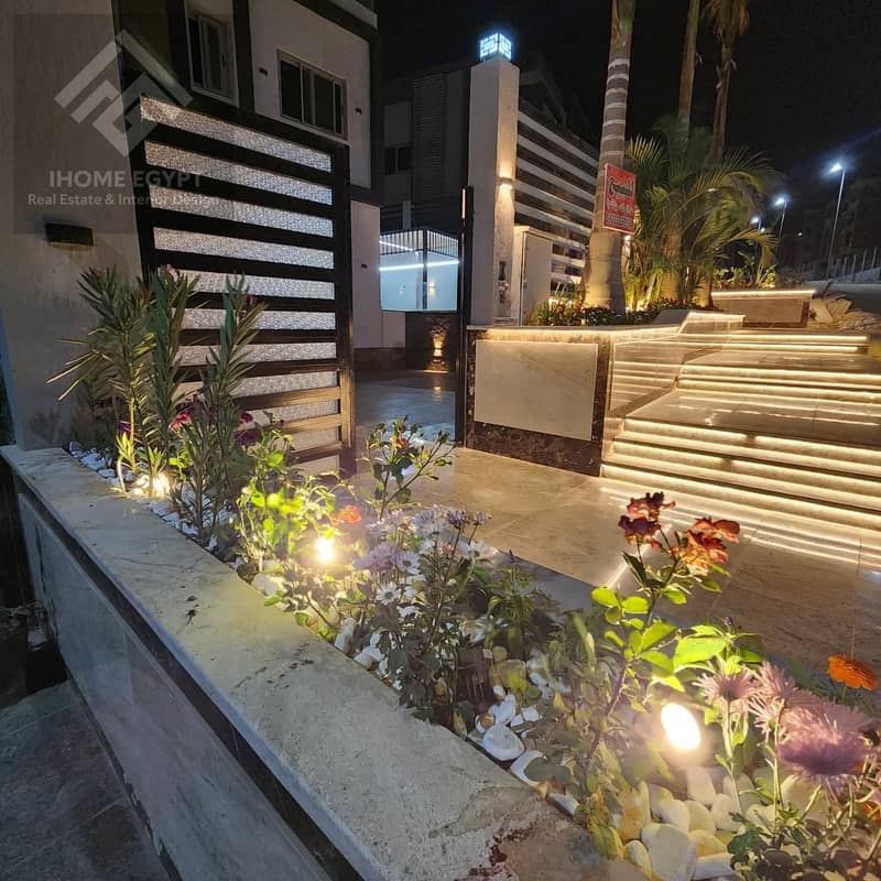 14 ab7c8fc0-9585-4043-8b43-b1400e430023. jpg