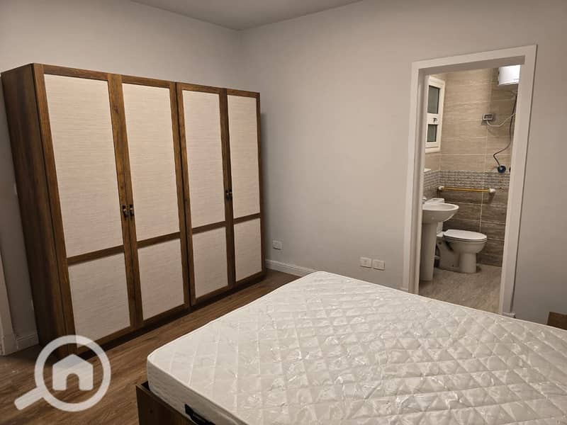 2 1bccdcea-f435-4de5-9bb1-2e3acada0c5e. jpg