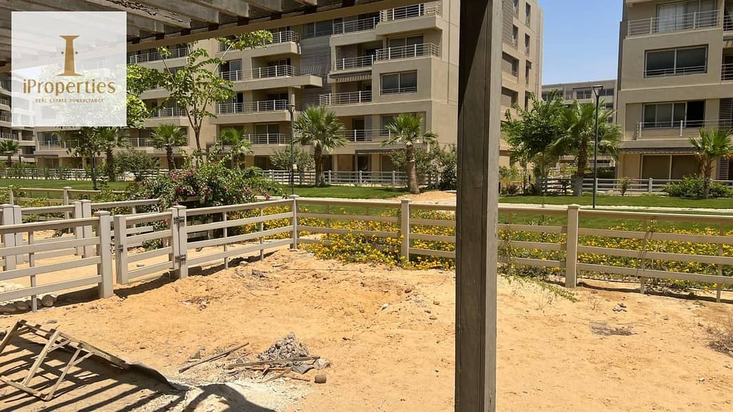 2 944e6ec6-d8d8-404a-8a5e-8a58f79a3db2. jpeg